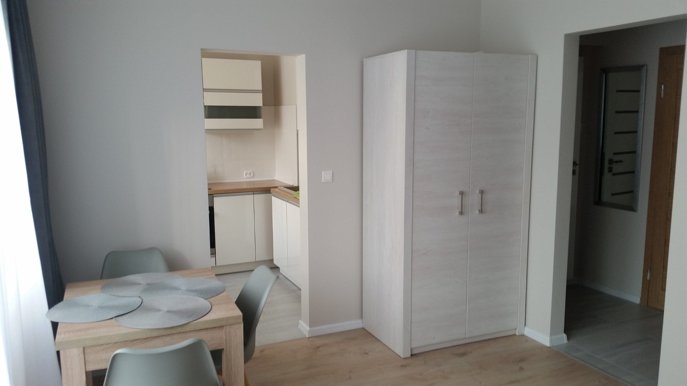 Umeblowane mieszkanie w świetnej lokalizacji - Zdjęcie 1/10