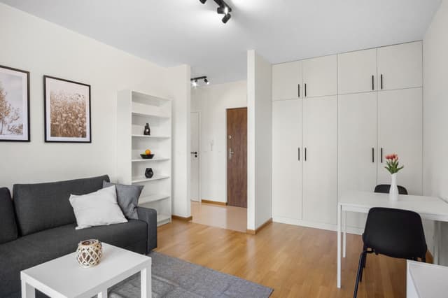 Komfortowy apartament w Ursusie z dobrą komunikacją miejską - Zdjęcie 5/12
