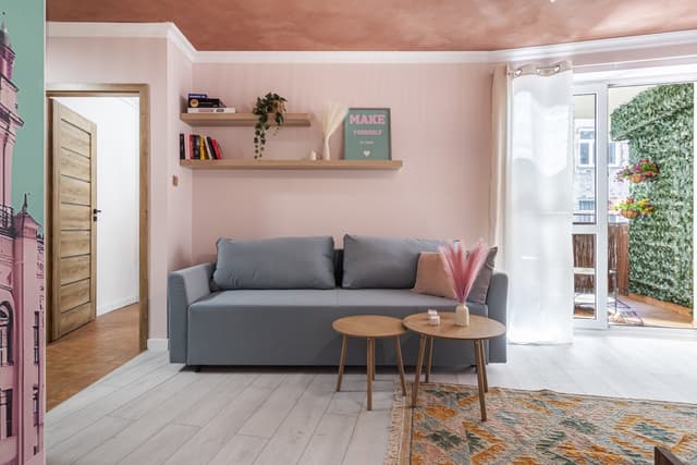 Nowoczesny apartament z loggią na Starej Pradze, blisko metra - Zdjęcie 2/18
