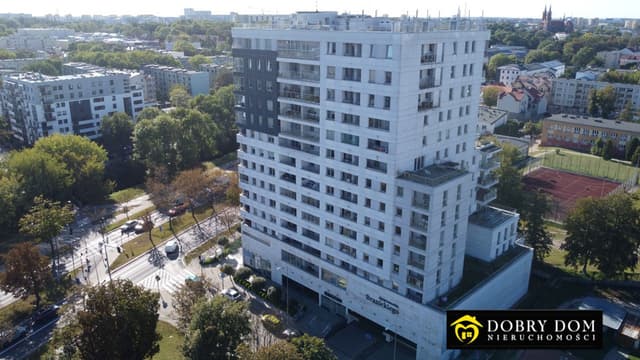 Ekluzywny apartament w prestiżowej inwestycji w centrum - Zdjęcie 2/16