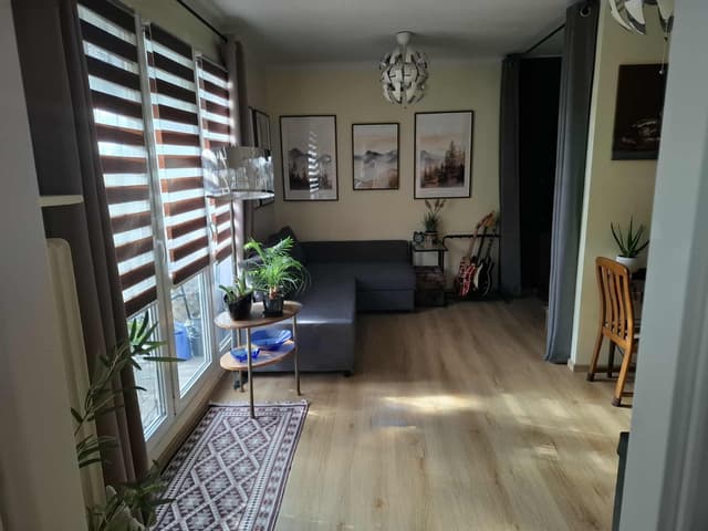 Przytulne mieszkanie w atrakcyjnej lokalizacji na Polesiu - Zdjęcie 2/15