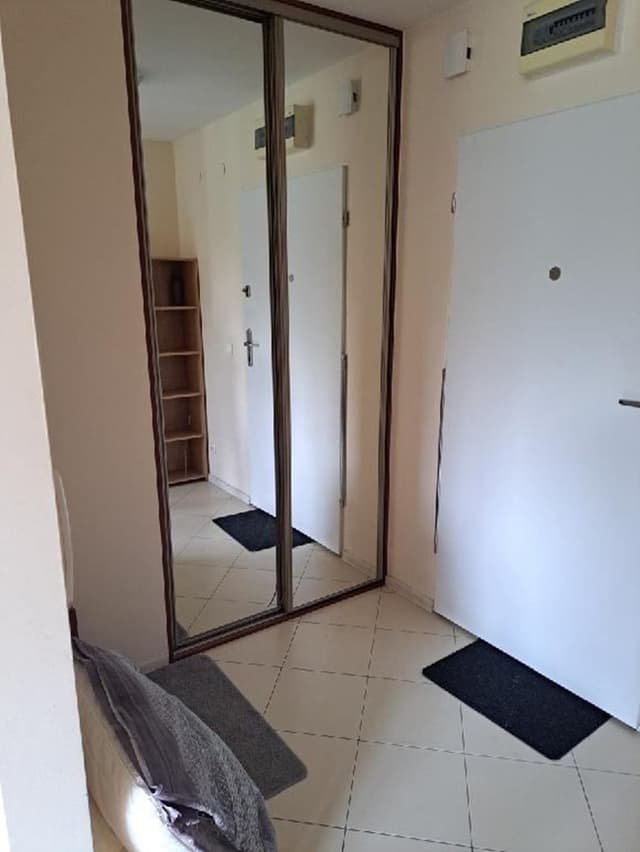 Nowoczesny apartament z loggią tuż przy metrze Ulrychów - Zdjęcie 4/9